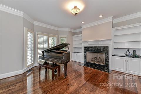 18825 River Falls Dr, Davidson, NC 28036 photo 4