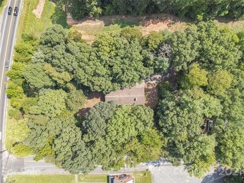 107 Summers Rd, Morganton, NC 28655 photo 4