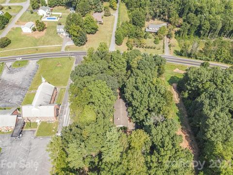 107 Summers Rd, Morganton, NC 28655 photo 5
