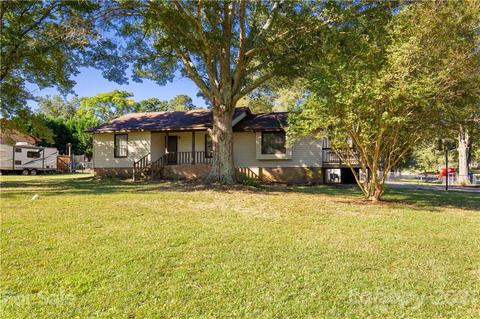 2139 Hallman Rd, Lancaster, SC 29720 photo 1