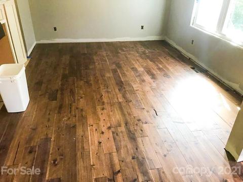 85 Falling Leaf Ln, Saluda, NC 28773 photo 48