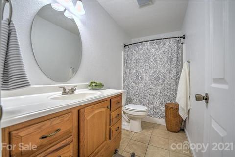 312 Maple Leaf Ln, Clyde, NC 28721 photo 20