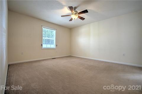312 Maple Leaf Ln, Clyde, NC 28721 photo 17