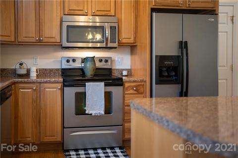 312 Maple Leaf Ln, Clyde, NC 28721 photo 14