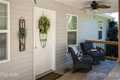 312 Maple Leaf Ln, Clyde, NC 28721 photo 7