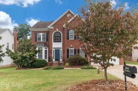 1041 Kilpatrick Ln, Fort Mill, SC 29708 photo 1