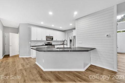 1041 Kilpatrick Ln, Fort Mill, SC 29708 photo 5