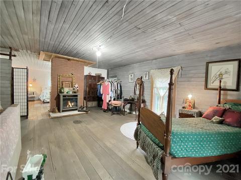 141 Candlestick Ln, Sylva, NC 28779 photo 11