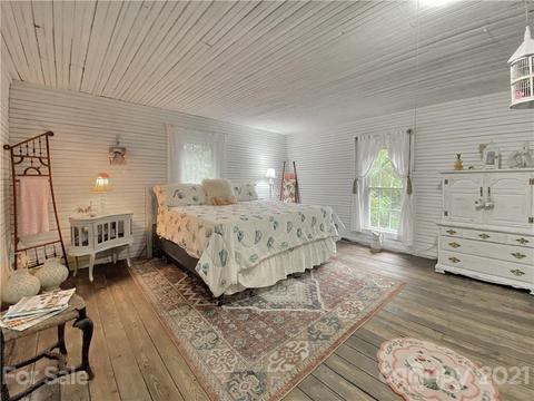141 Candlestick Ln, Sylva, NC 28779 photo 13