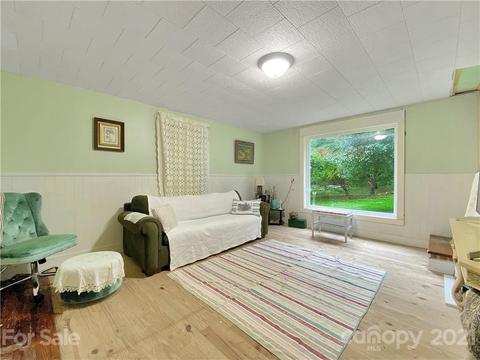 141 Candlestick Ln, Sylva, NC 28779 photo 6