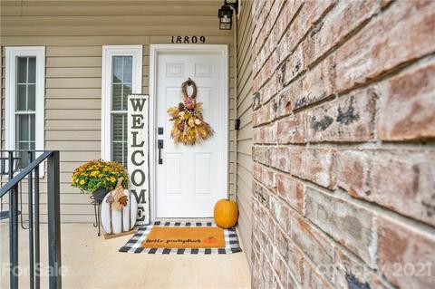 18809 Cloverstone Cir, Cornelius, NC 28031 photo 3