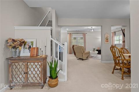 18809 Cloverstone Cir, Cornelius, NC 28031 photo 4