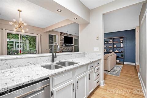 20123 Henderson Rd #G, Cornelius, NC 28031 photo 16