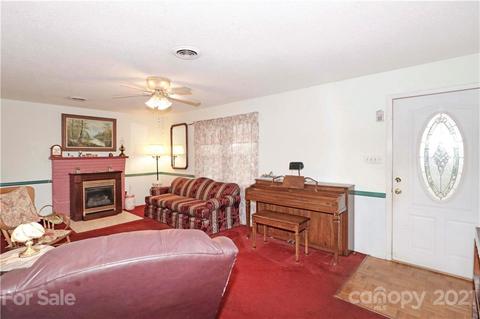 815 E Ritchie Rd, Salisbury, NC 28146 photo 12