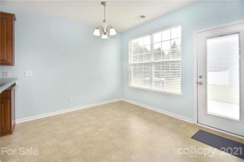 10755 Traders Ct, Davidson, NC 28036 photo 8
