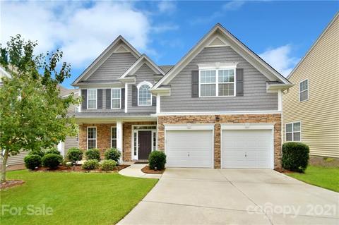 10755 Traders Ct, Davidson, NC 28036 photo 1