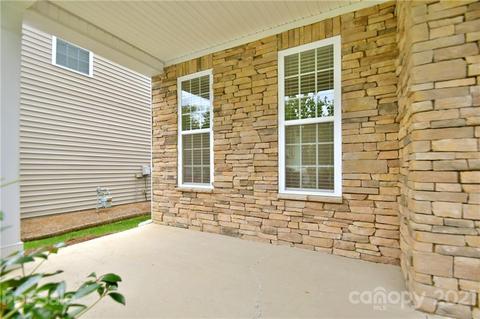 10755 Traders Ct, Davidson, NC 28036 photo 2