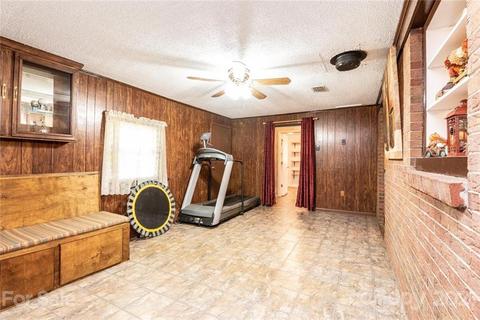 5094 Circle Dr, Conover, NC 28613 photo 37