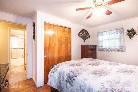 5094 Circle Dr, Conover, NC 28613 photo 30