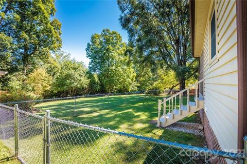 5094 Circle Dr, Conover, NC 28613 photo 6