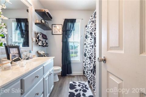 5300 Grace Dr, Hickory, NC 28601 photo 17