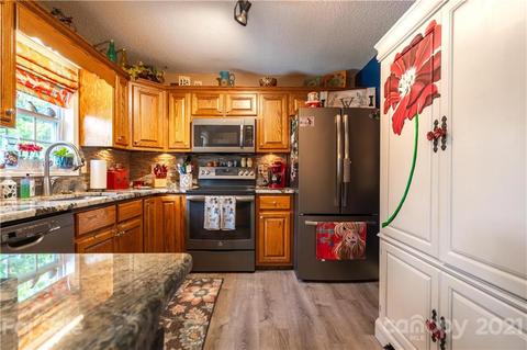 5300 Grace Dr, Hickory, NC 28601 photo 7