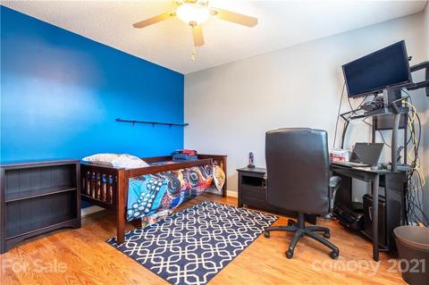 5300 Grace Dr, Hickory, NC 28601 photo 18