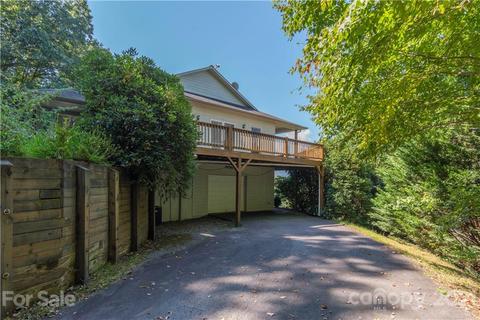 530 Brigadoon Dr, Clyde, NC 28721 photo 17