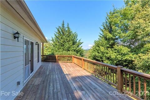 530 Brigadoon Dr, Clyde, NC 28721 photo 8
