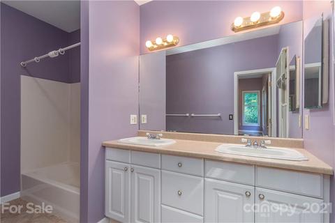 530 Brigadoon Dr, Clyde, NC 28721 photo 11