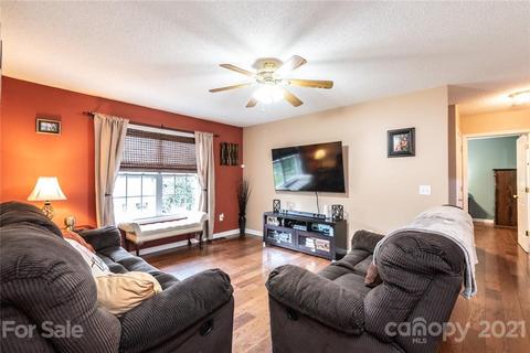 5320 Eider Ln, Granite Falls, NC 28630 photo 6