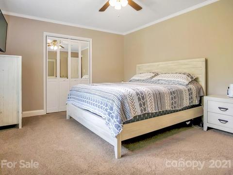 204 Rainbow Dr, Stanley, NC 28164 photo 17