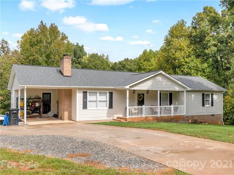 204 Rainbow Dr, Stanley, NC 28164 photo 1