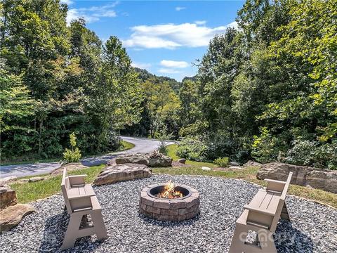 3 Bards Ln, Fletcher, NC 28732 photo 3