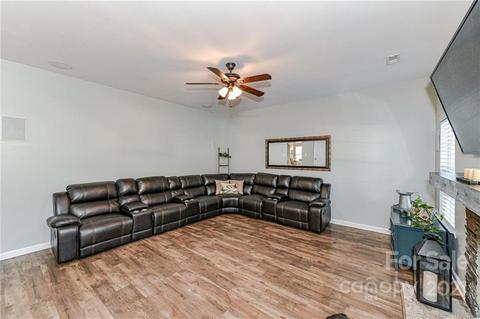 19035 Oakhurst Blvd, Cornelius, NC 28031 photo 14