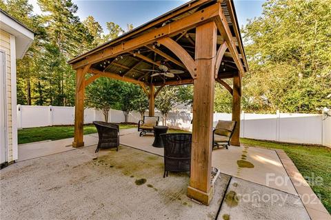 19035 Oakhurst Blvd, Cornelius, NC 28031 photo 32