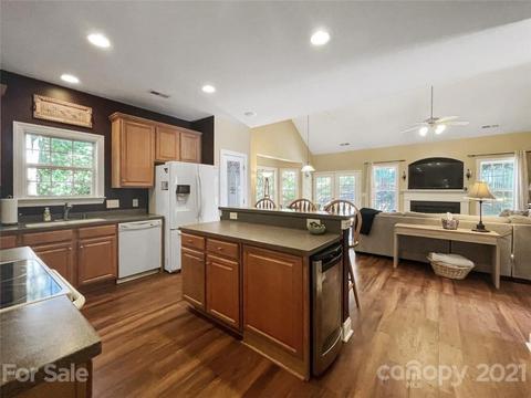 9729 Willow Leaf Ln, Cornelius, NC 28031 photo 11