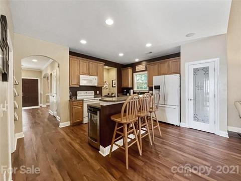 9729 Willow Leaf Ln, Cornelius, NC 28031 photo 7