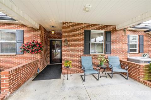 6280 Iris Ct, Denver, NC 28037 photo 2