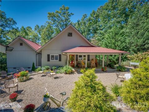 126 Falling Leaf Ln, Saluda, NC 28773 photo 2