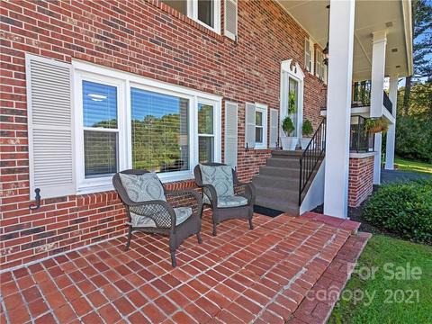 357 Delphia Dr, Brevard, NC 28712 photo 10
