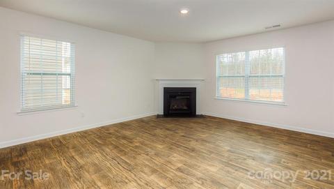 228 Final Stretch Ln, Clover, SC 29710 photo 13