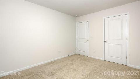 228 Final Stretch Ln, Clover, SC 29710 photo 6