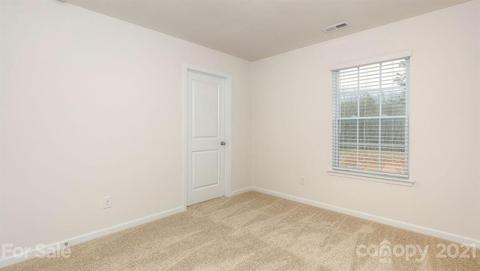 228 Final Stretch Ln, Clover, SC 29710 photo 9