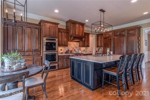 18915 Riverwest Ct, Davidson, NC 28036 photo 10
