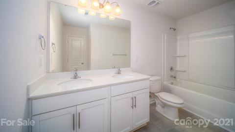 216 Final Stretch Ln, Clover, SC 29710 photo 5