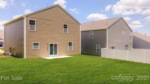 216 Final Stretch Ln, Clover, SC 29710 photo 4