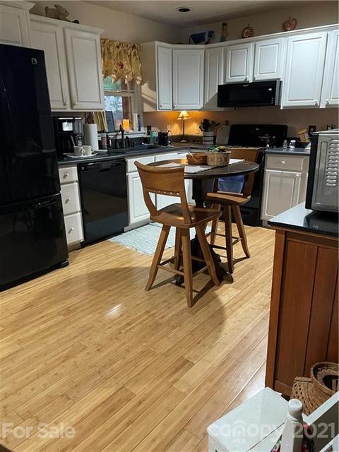44 Emerald Mountain Rd, Clyde, NC 28721 photo 12