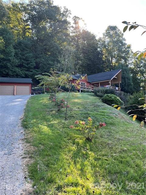 44 Emerald Mountain Rd, Clyde, NC 28721 photo 2