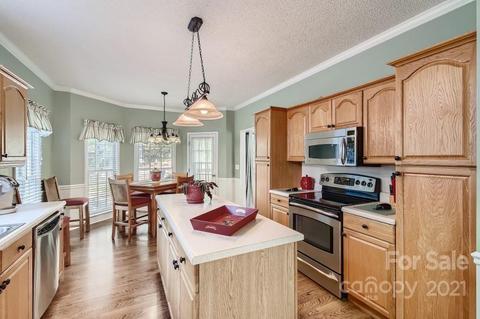20601 Willow Pond Rd, Cornelius, NC 28031 photo 11
